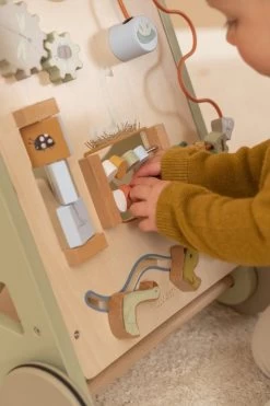 Little Dutch LD7072 Activiteiten Loopwagen Little Goose 23 Little Dutch LD7072 Activiteiten Loopwagen Little Goose -Speelgoedwinkel Voor Kinderen LD7072 little dutch activiteiten loopwagen little goose 5