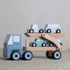 Little Dutch LD4453 Houten Autotransporter Blauw 13 Little Dutch LD4453 Houten Autotransporter Blauw -Speelgoedwinkel Voor Kinderen little dutch 4453 autotransporter 2