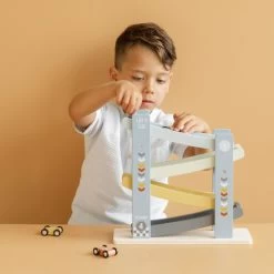 Little Dutch LD7008 Houten Autobaan Knikkerbaan Blauw -Speelgoedwinkel Voor Kinderen little dutch LD7008 autobaan cars 3