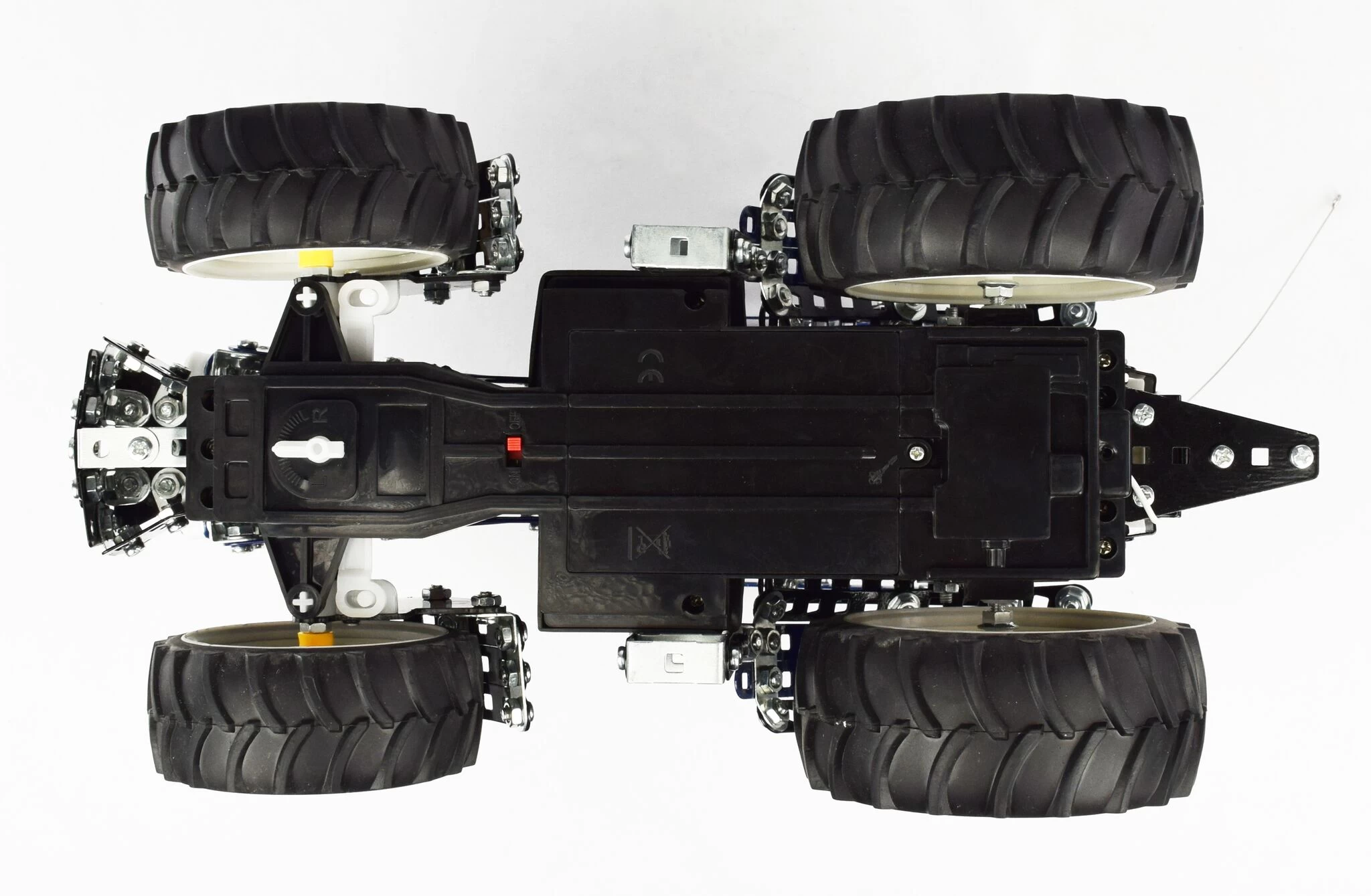 Tronico Profi Radiografisch Bestuurbare New Holland T8.390 – 1 : 16 10 Tronico Profi Radiografisch Bestuurbare New Holland T8.390 – 1 : 16 - Afbeelding 8